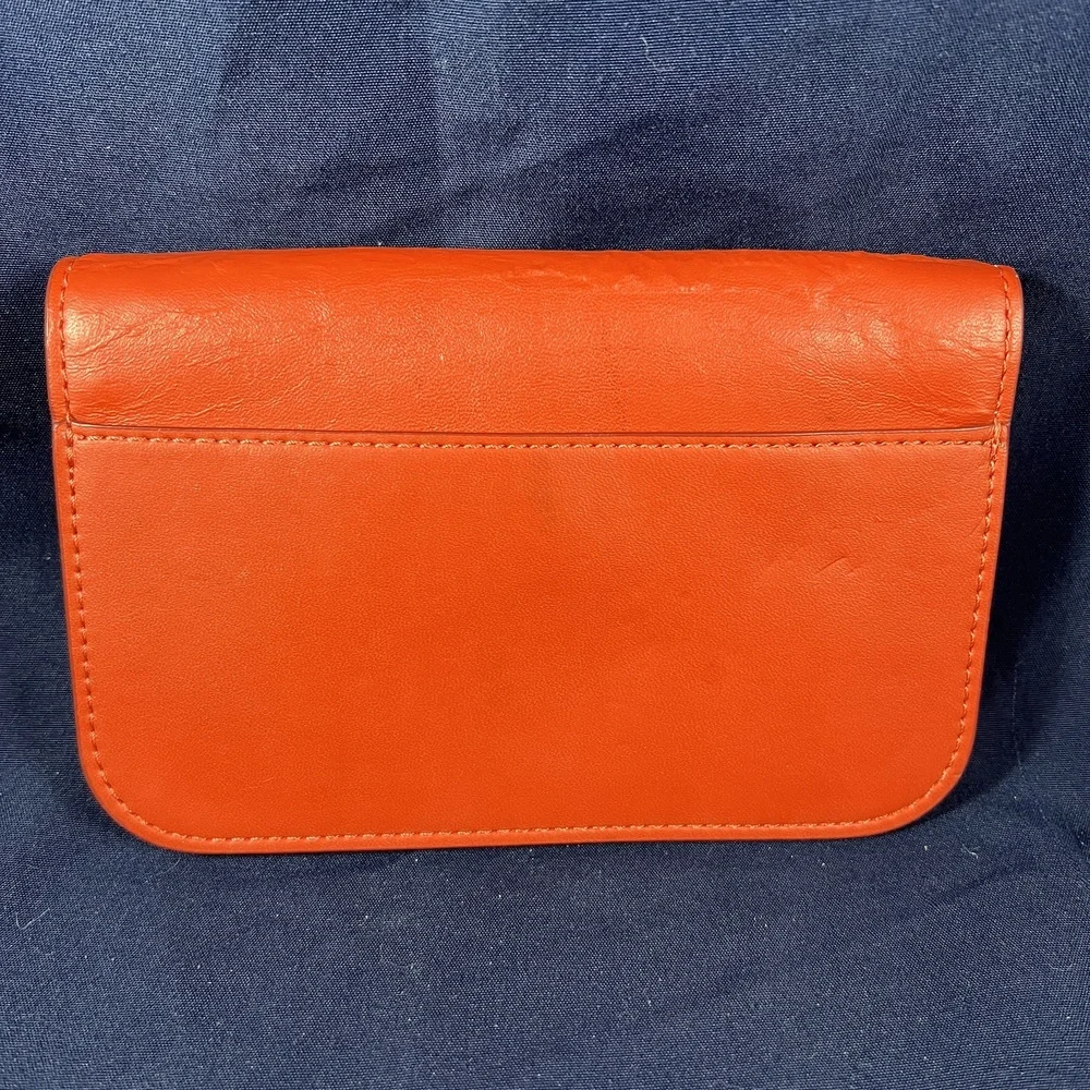 Vera Bradley Wallet Red Compact Contrast Organize Zippered Stylish Minimalist